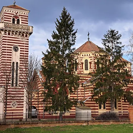 Eagles Court - Orlovski Vrt Casa de hóspedes