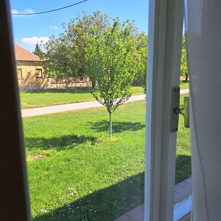 Eagles Court - Orlovski Vrt * Stajicevo