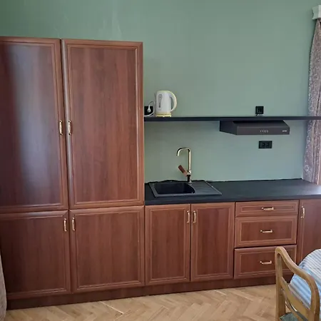 Eagles Court - Orlovski Vrt