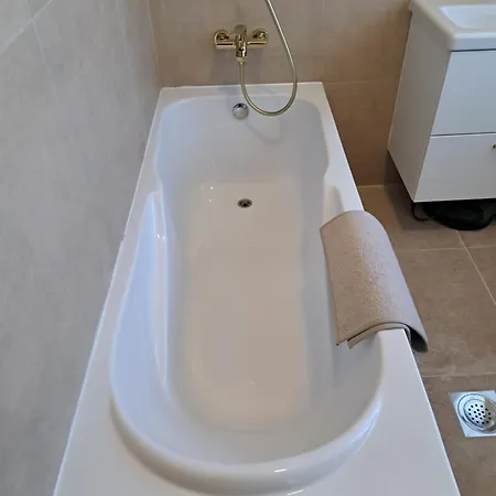 Eagles Court - Orlovski Vrt